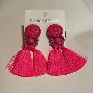 Fashion Jewelry NWT Fuchsia Tassels Earrings
